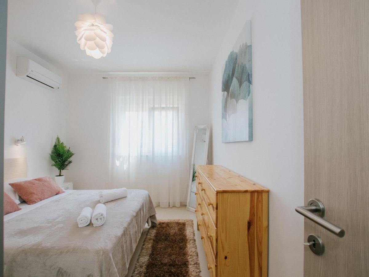Luxury Apartment Di Трогир Екстериор снимка